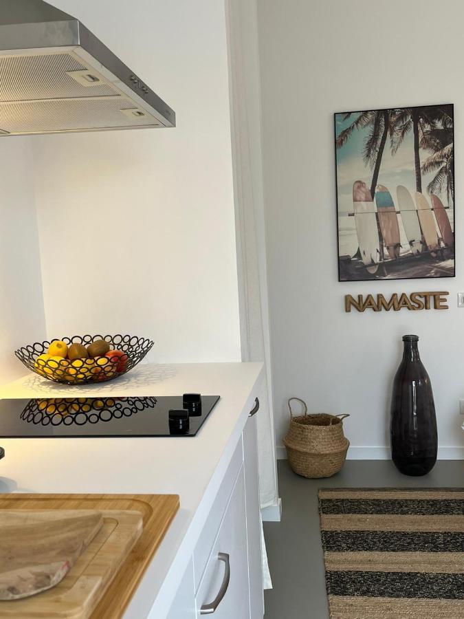 Maisonnette A Proximite Plage Et Port De St-Martin Сен-Мартен-де-Ре Экстерьер фото